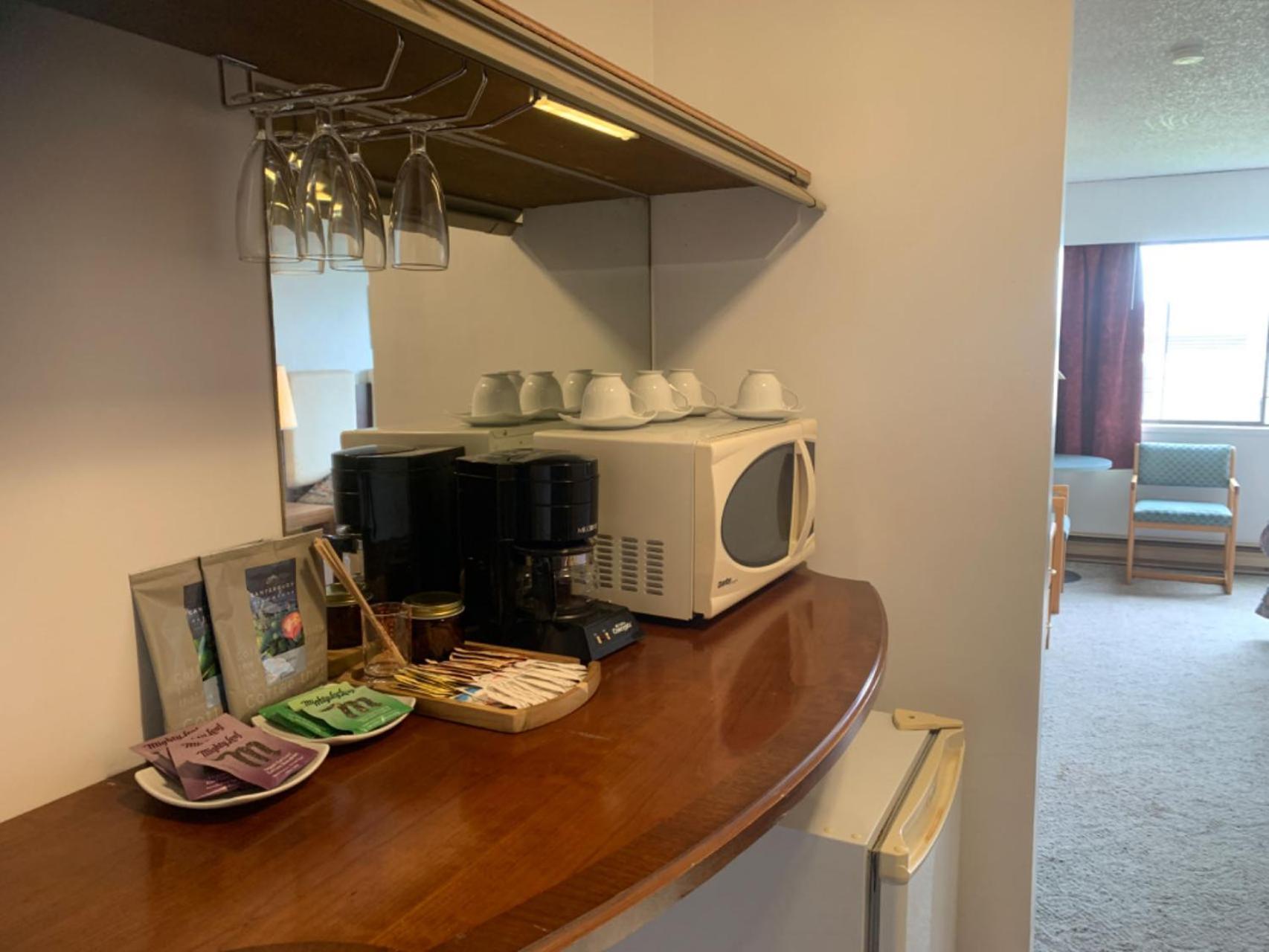 Providence Place Inn Port Hardy Luaran gambar