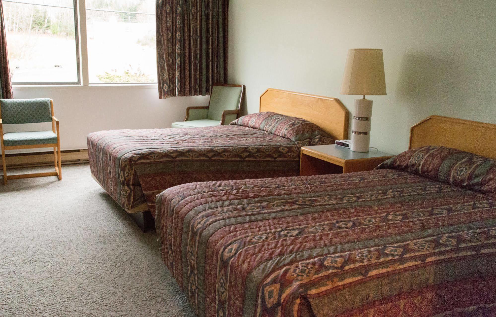 Providence Place Inn Port Hardy Luaran gambar