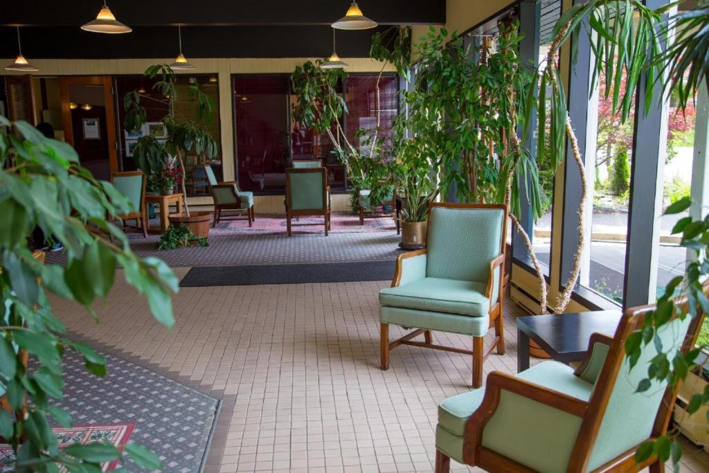 Providence Place Inn Port Hardy Luaran gambar