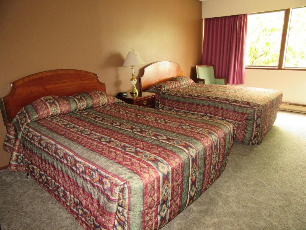 Providence Place Inn Port Hardy Luaran gambar